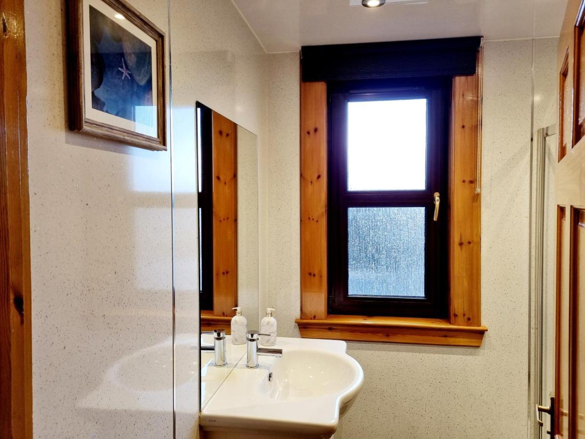 Inverness City 3 Bedroom House Free Parking Eksteriør billede