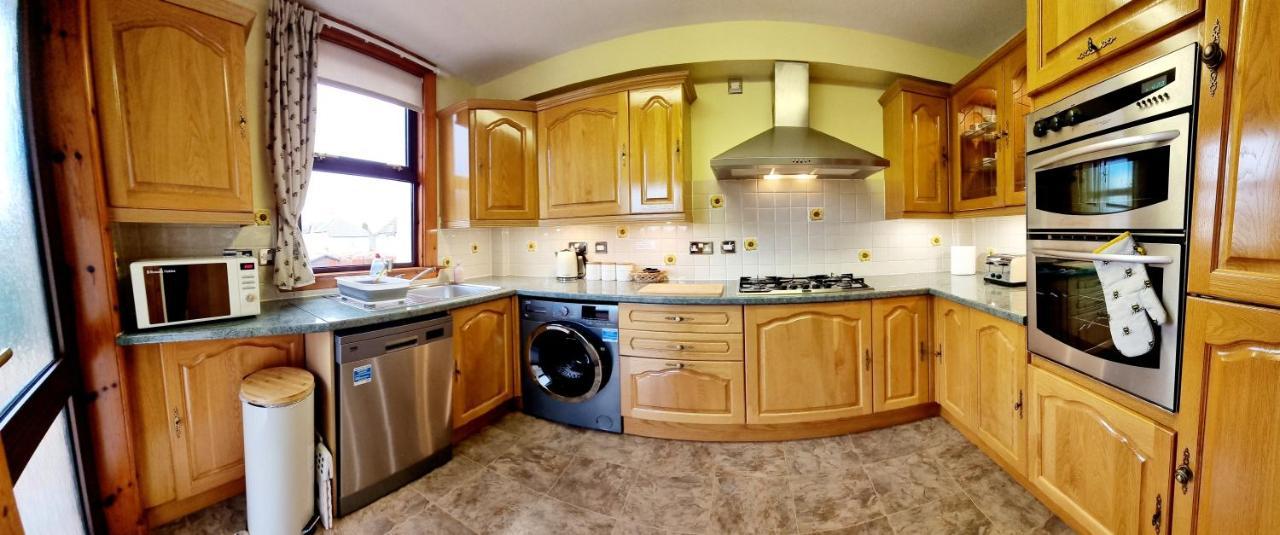 Inverness City 3 Bedroom House Free Parking Eksteriør billede
